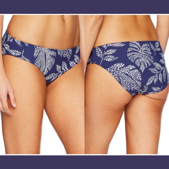 NEW $75 Red Carter Amazon Jungle Reversible Hipster Bottom [SZ XS - 4‎ US] - Picture 2 of 12